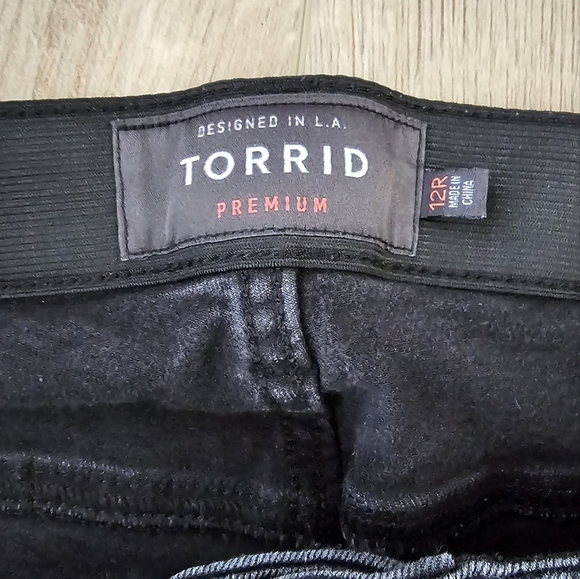 Torrid premium  sky high skinny jeans  12 regular - Picture 3 of 6